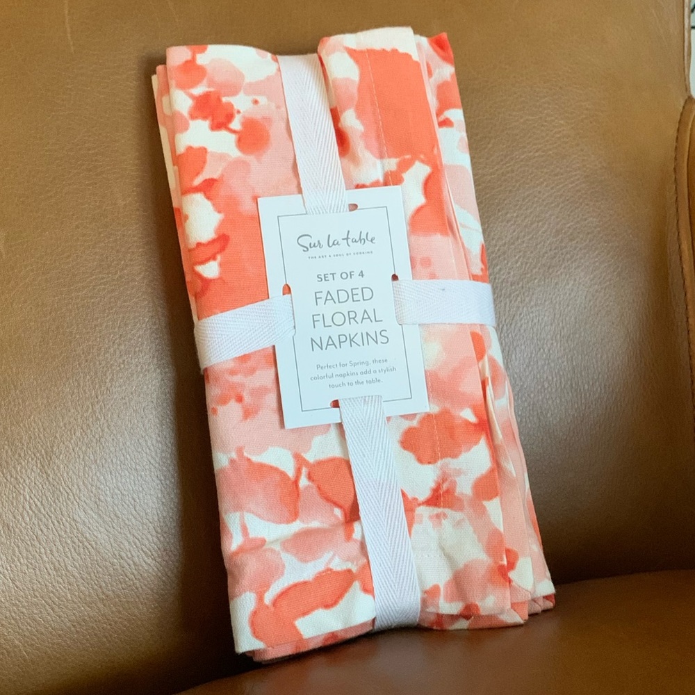 Set of 4 Faded Floral Napkins - Sur La Table